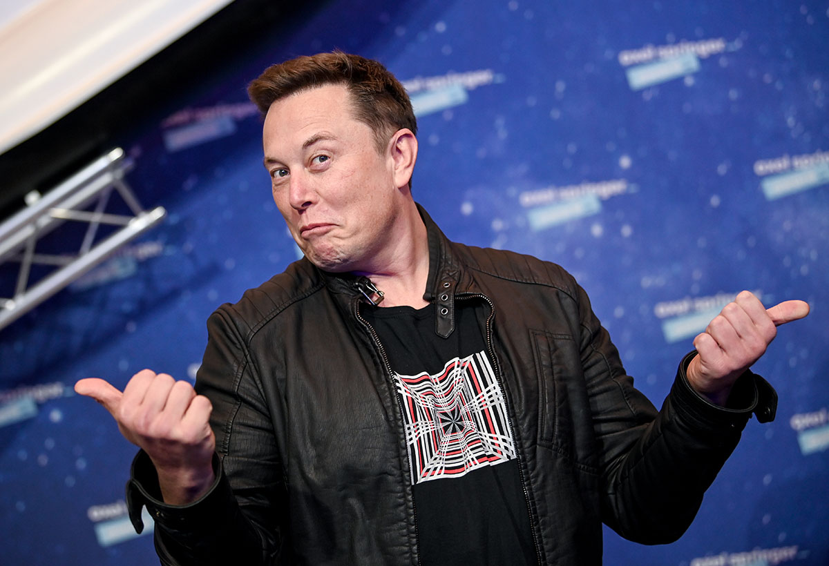 Elon Musk vuelve a jugar con sus insinuaciones sobre las criptomonedas.