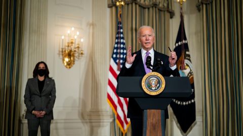 La Administración Biden-Harris abierta a que haya un "cheque dirigido".