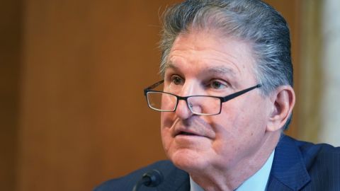 El senador Joe Manchin ha puesto varios "peros" al paquete de ayuda económica.