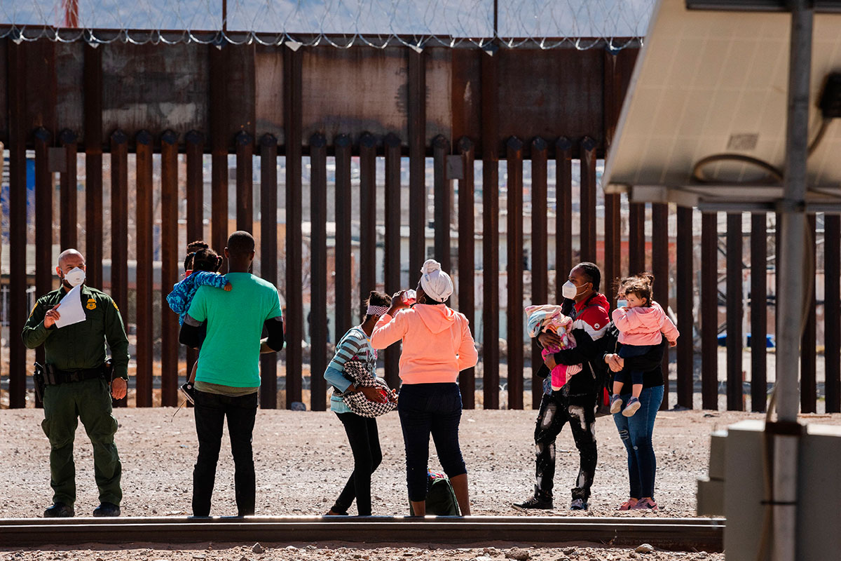 En Texas más de 350 inmigrantes son detenidos en menos de dos días La