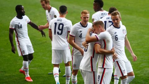 Los norteamericanos vienen de vencer 0-4 a República Dominicana.