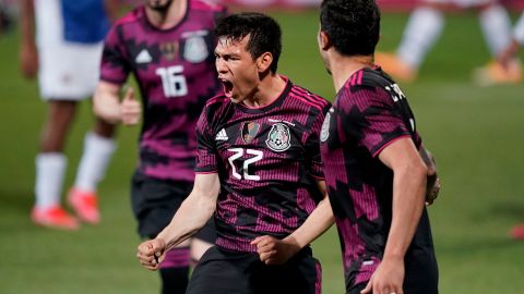 Chucky Lozano vence a Costa Rica