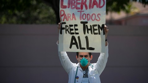 Portestas libertad centros de detención de ICE