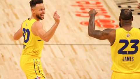 LeBron James y Stephen Curry hicieron historia en la NBA al conseguir uno 36,000 puntos y otro 3,000 triples.
