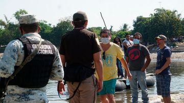 México desplegó al Ejército y la Guardia Nacional en el río Suchiate, frontera natural con Guatemala.