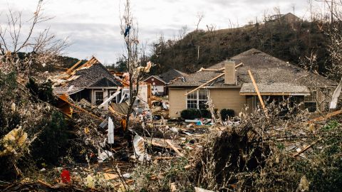 Los tornados causaron graves daños en áreas de Alabama.