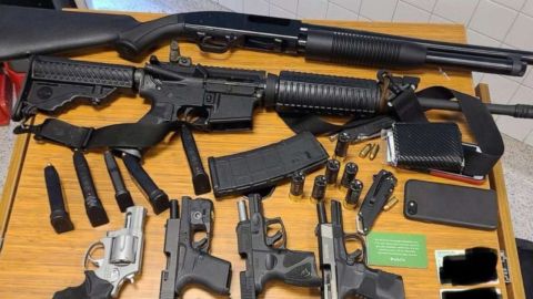 Las armas ocupadas a un hombre dentro de un Publix en Atlanta.