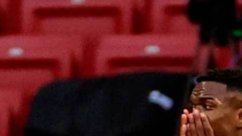 El Real Madrid salió vivo del derbi madrileño y se mantiene con posibilidades.