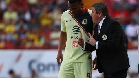 miguel herrera roger martinez