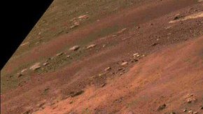 Imagen tomada durante el primer viaje del rover Perseverance de la NASA en Marte, el 4 de marzo de 2021.