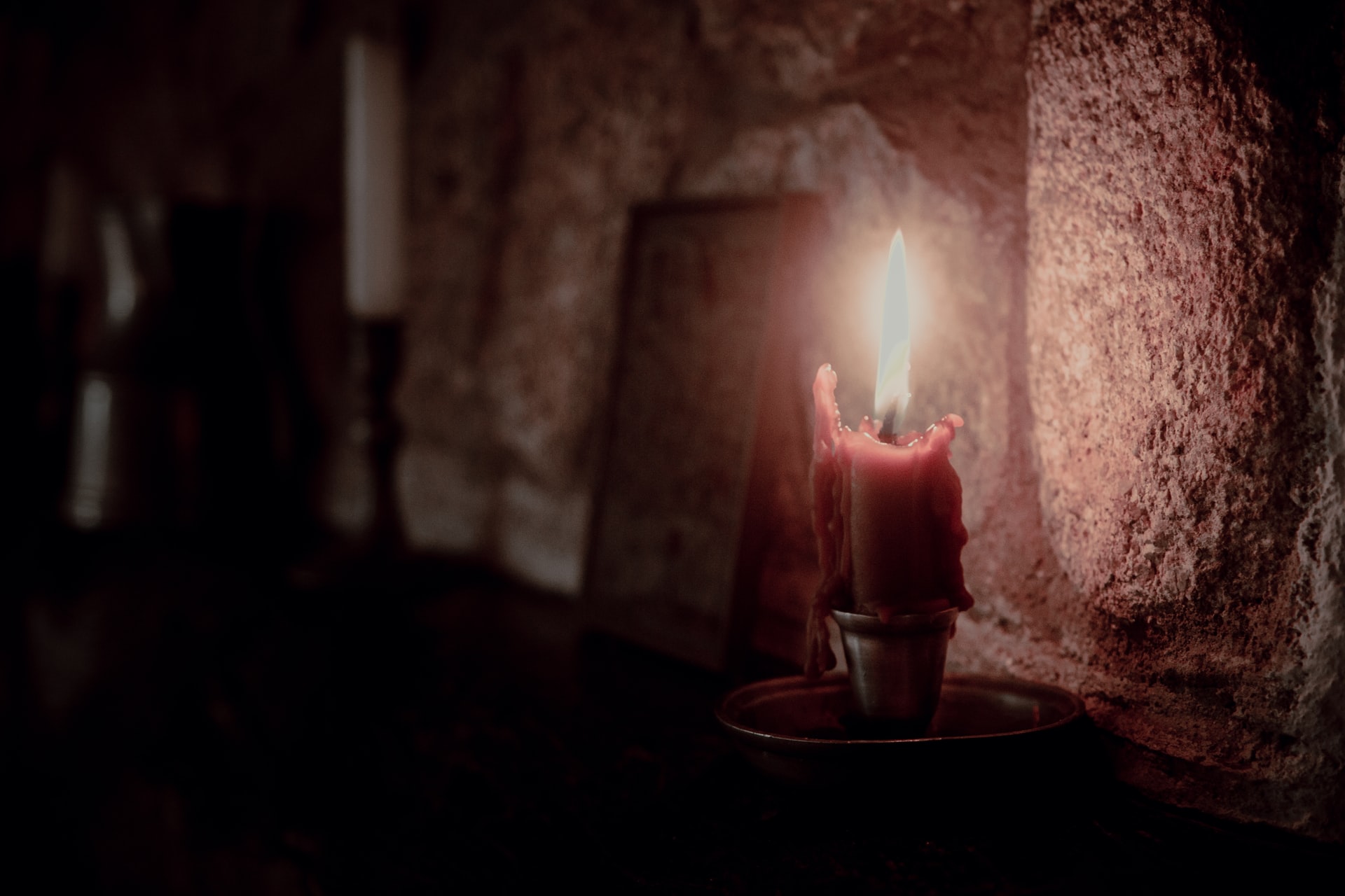 Cómo leer el mensaje oculto de las velas cuando se terminan La Opinión