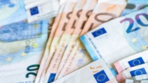EE.UU. propone una tasa mínima de impuesto global a las empresas multinacionales de 21%.