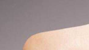 Los espías están utilizando perfiles falsos para robar información clasificada, advierte el MI5.