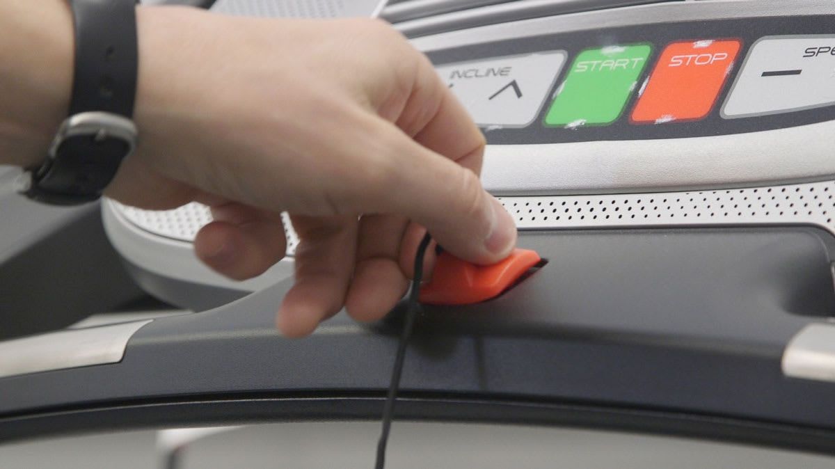 Cómo mantenerte seguro en una caminadora La Opinión