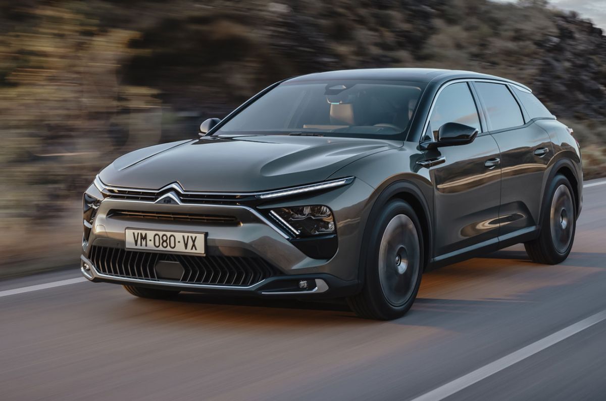 Citroën le da la bienvenida al C5 X