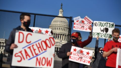 Activistas apoyan la estadidad de la capital de la nación, Washington D.C.