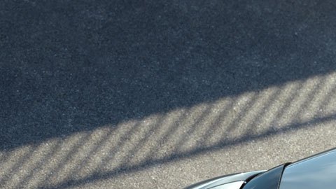 Ferrari-Limited-Edition-V12-220421-04