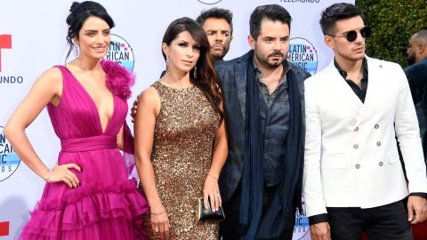 Aislinn Derbez, Alessandra Rosaldo, Eugenio, José Eduardo y Vadhir Derbez.