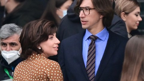Lady Gaga se encontraba con Adam Driver filmando en Italia cuando ocurrió el robo de sus perros.