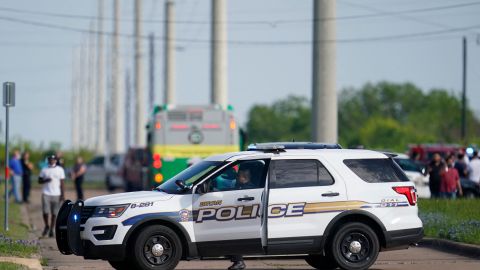 Imagen en el parque industrial donde ocurrió el tiroteo, en Bryan, Texas.