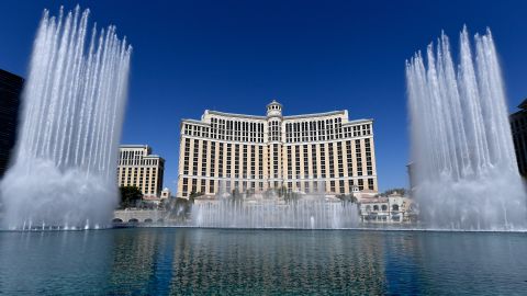 El Bellagio, famoso por sus fuentes, es una de las propiedades MGM en Las Vegas.