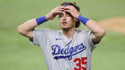 Cody Bellinger pensó que tenía un jonrón de dos carreras, pero no fue así.