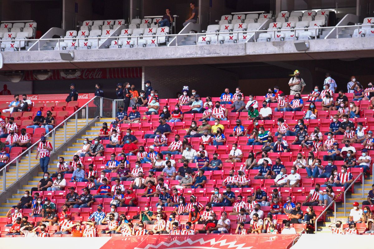 Público asistente a la victoria de Chivas de Guadalajara 2-0 vs. Xolos.