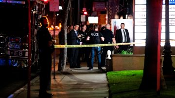 Autoridades investigan el tiroteo en Orange, California