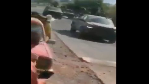 VIDEO: CJNG saca a la fuerza al Ejército mexicano de tierra natal del Mencho