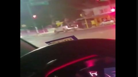 VIDEO: Cártel del Noreste captado patrullando calles cerca de la frontera