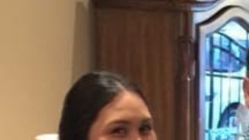 El inmigrante Luis Tovar, de 50 años, con sus cinco hijos. (Suministrada)