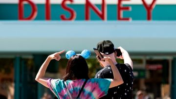 Para quienes visitaron Disneyland el 30 de abril de 2021, será inolvidable/Etienne Laurent/EFE