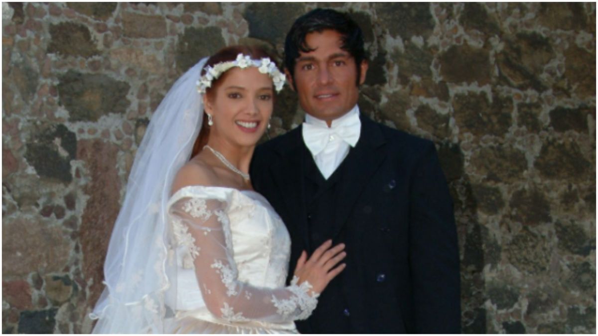 Adela Noriega y Fernando Colunga  protagonizaron 'Amor Real'.