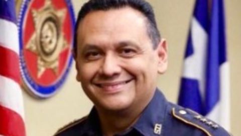 El sheriff del Condado Harris Ed González.