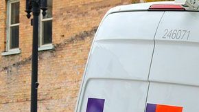 La entrega de paquetes ha sido más difícil de consolidar por falta de personal.