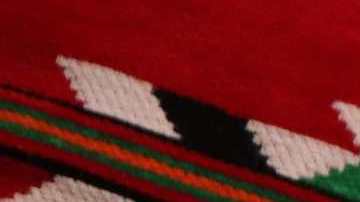 Ebru Şahin y Akin Akinözü protagonizan 'Hercai', la nueva serie turca de Telemundo