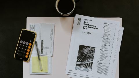 El IRS amplió al 17 de mayo el envío de la declaración de impuestos.