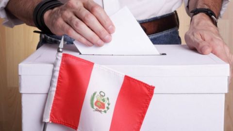 18 candidatos se disputan la presidencia en Perú.