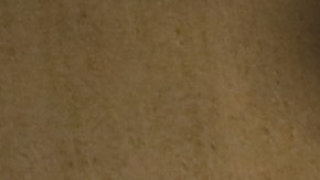 Empleados indican que no siempre se puede mantener la distancia en los centros de trabajo.