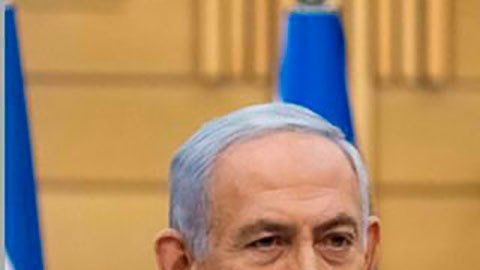 Netanyahu (i) y Bennett (d)