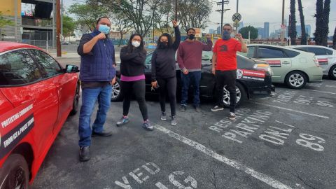 Voluntarios del sur y este de Los Ángeles patrullan las calles. (Suministrada)
