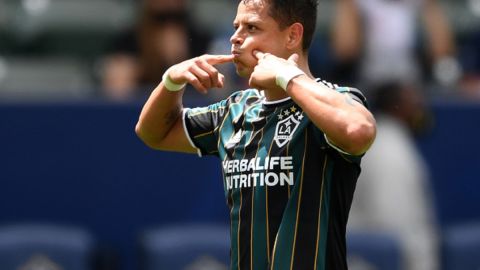 Chicharito lleva cuatro penales fallados de forma seguida.