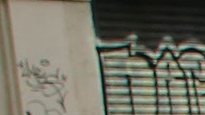 Chilenos esperan en fila para votar en las elecciones el 15 de mayo, en Santiago de Chile.