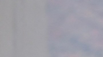 Manifestantes chocan con la policía durante las protestas en Colombia.