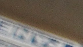 Gladys Alvarenga y sus tres hijos con sus pasaportes.