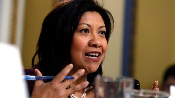 Congresista latina Norma Torres acusa amenazas y agresiones de simpatizantes de Nayib Bukele