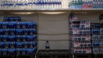 El agua marca Real Water no puede aparecer en las tiendas tras la orden de la corte.
