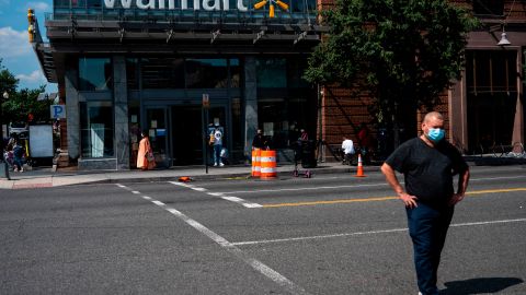 Qué están haciendo las empresas para seguir las nuevas directrices de los CDC-GettyImages-1227438454.jpeg