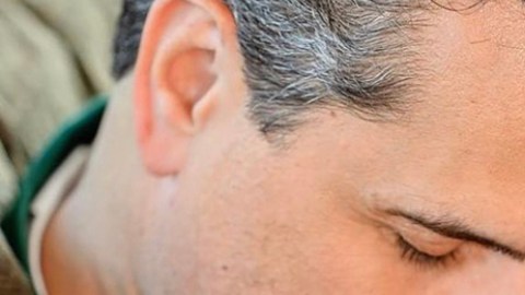Marco Antonio Regil se despide de su perro Bernie en Instagram Live