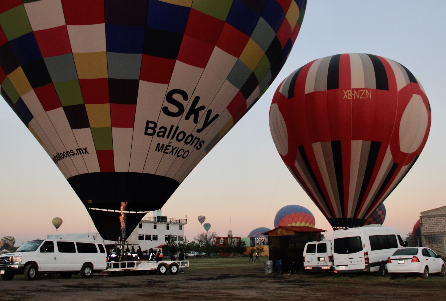 El recorrido de los globos en Teotihuacán es al amanecer